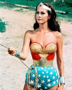 Lynda_carter-wonder-woman-golden-lasso1